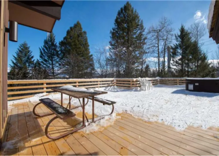 Bray House - Ski-in Ski-out Family Holiday home Teton Village