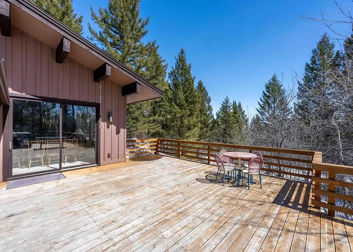 Bray House - Ski-in Ski-out Family Teton Village